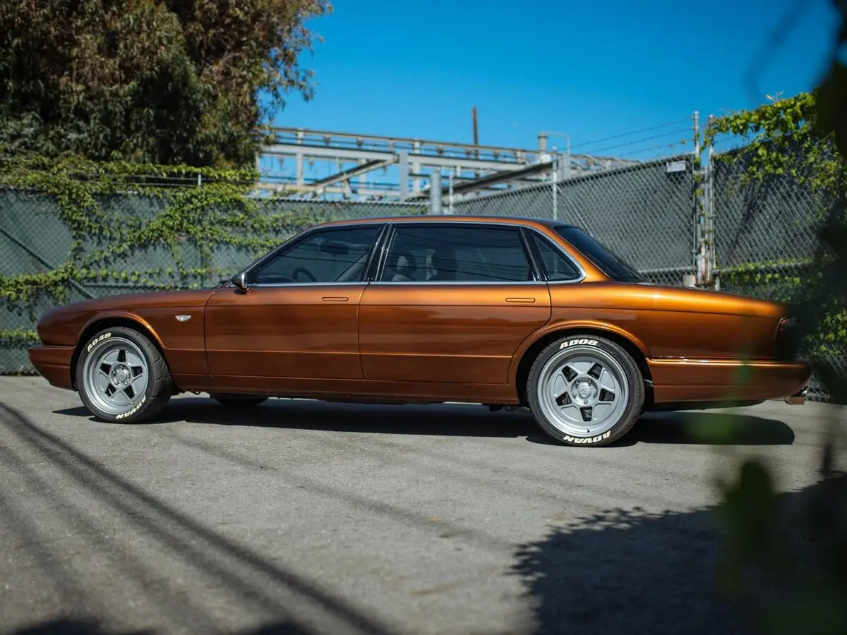 Jaguar XJ II (X308) Седан Long — сүрөт 2