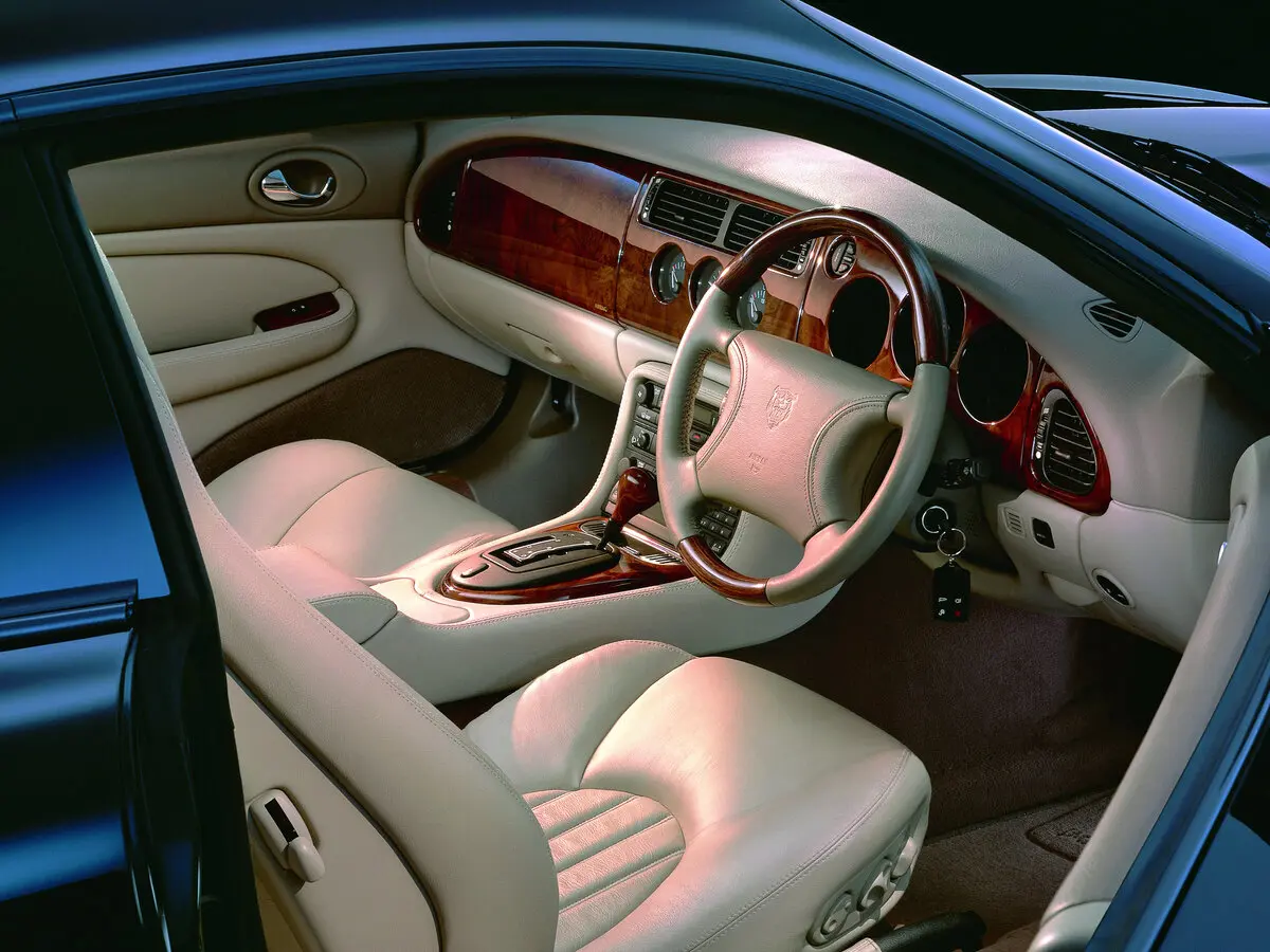 Jaguar XK I Купе — сүрөт 8