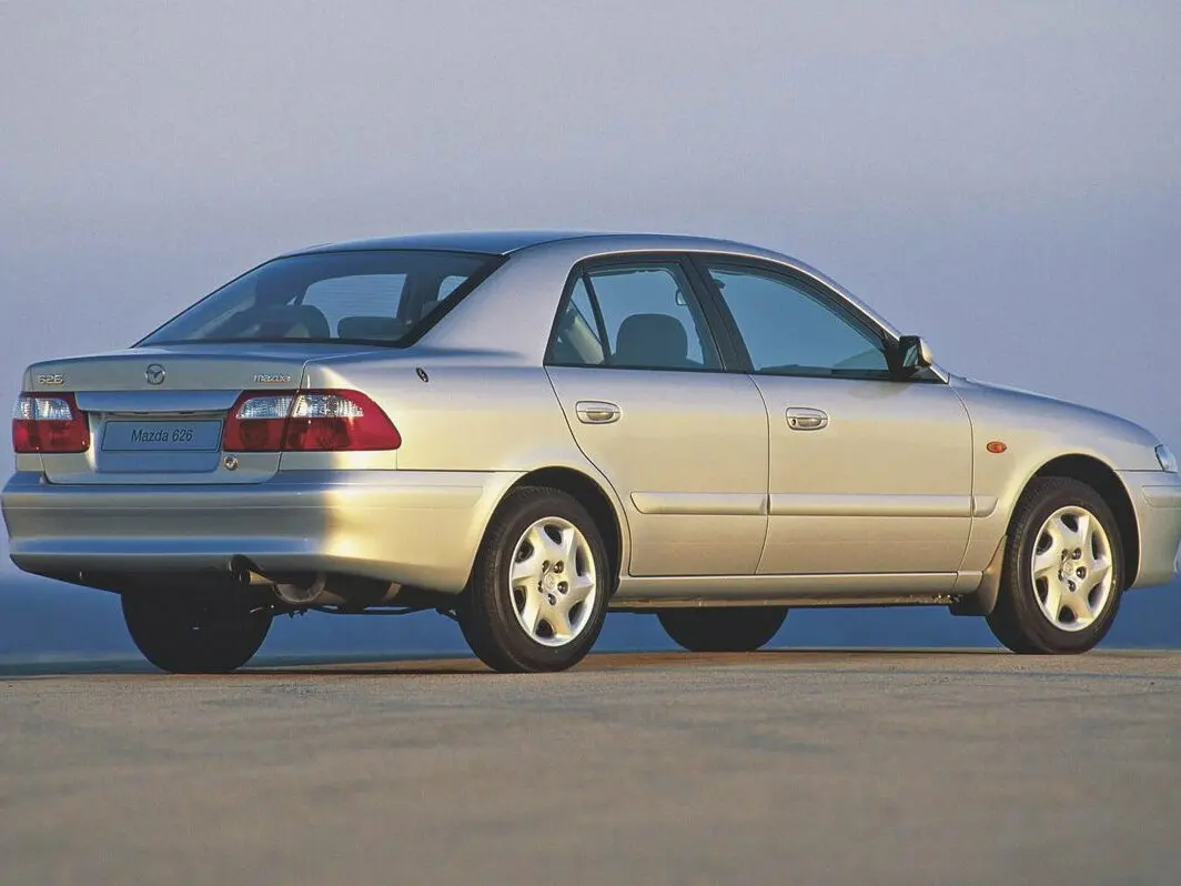 Mazda 626 V (GF) Седан — фото 4
