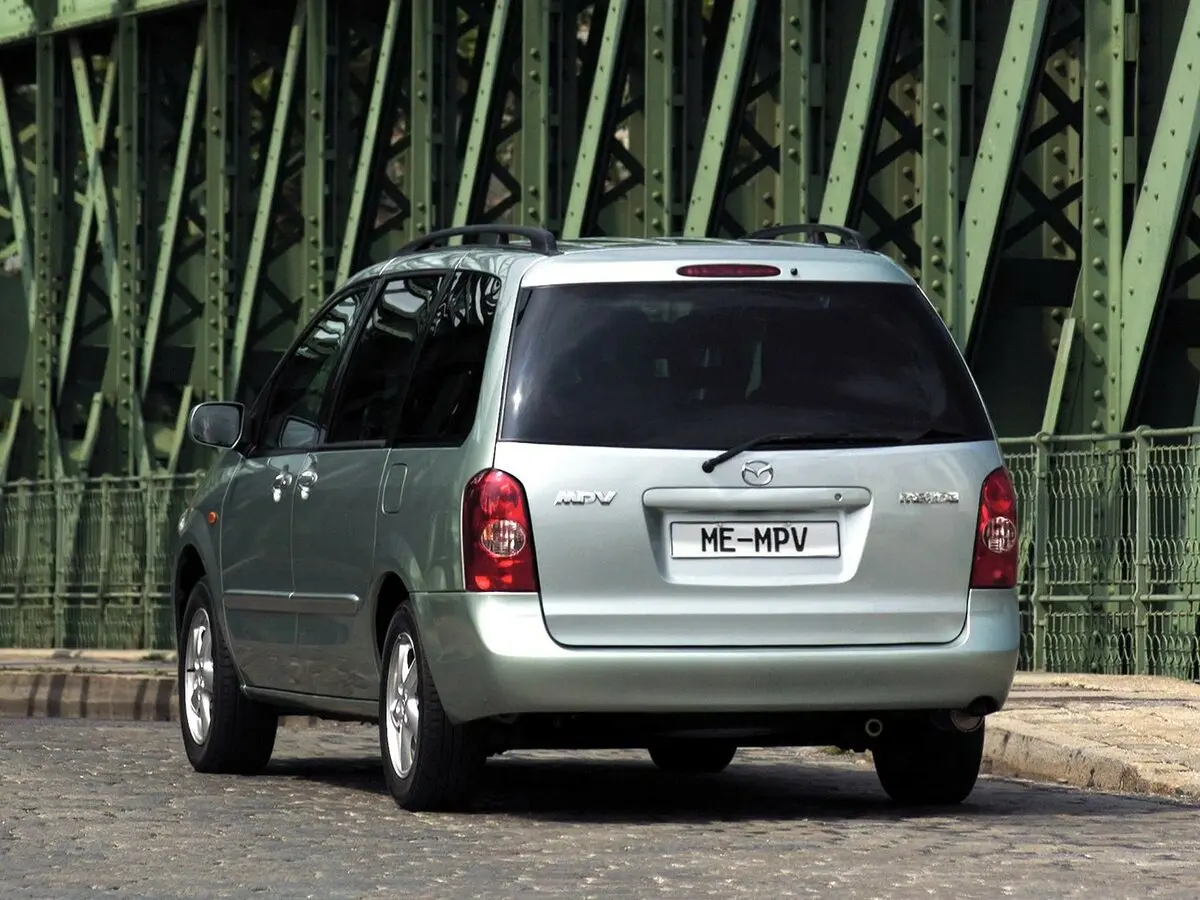 Mazda MPV II (LW) Компактвэн — фото 4