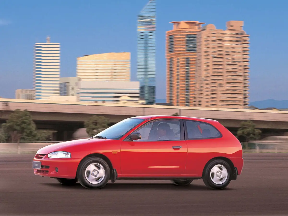 Mitsubishi Colt V (CJ) Хэтчбек 3 дв. — сүрөт 2