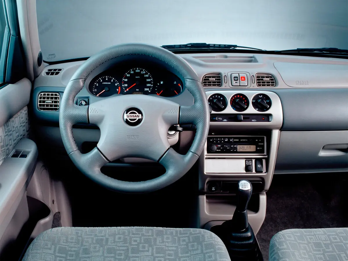 Nissan Micra II (K11) Хэтчбек 5 дв. — сүрөт 6