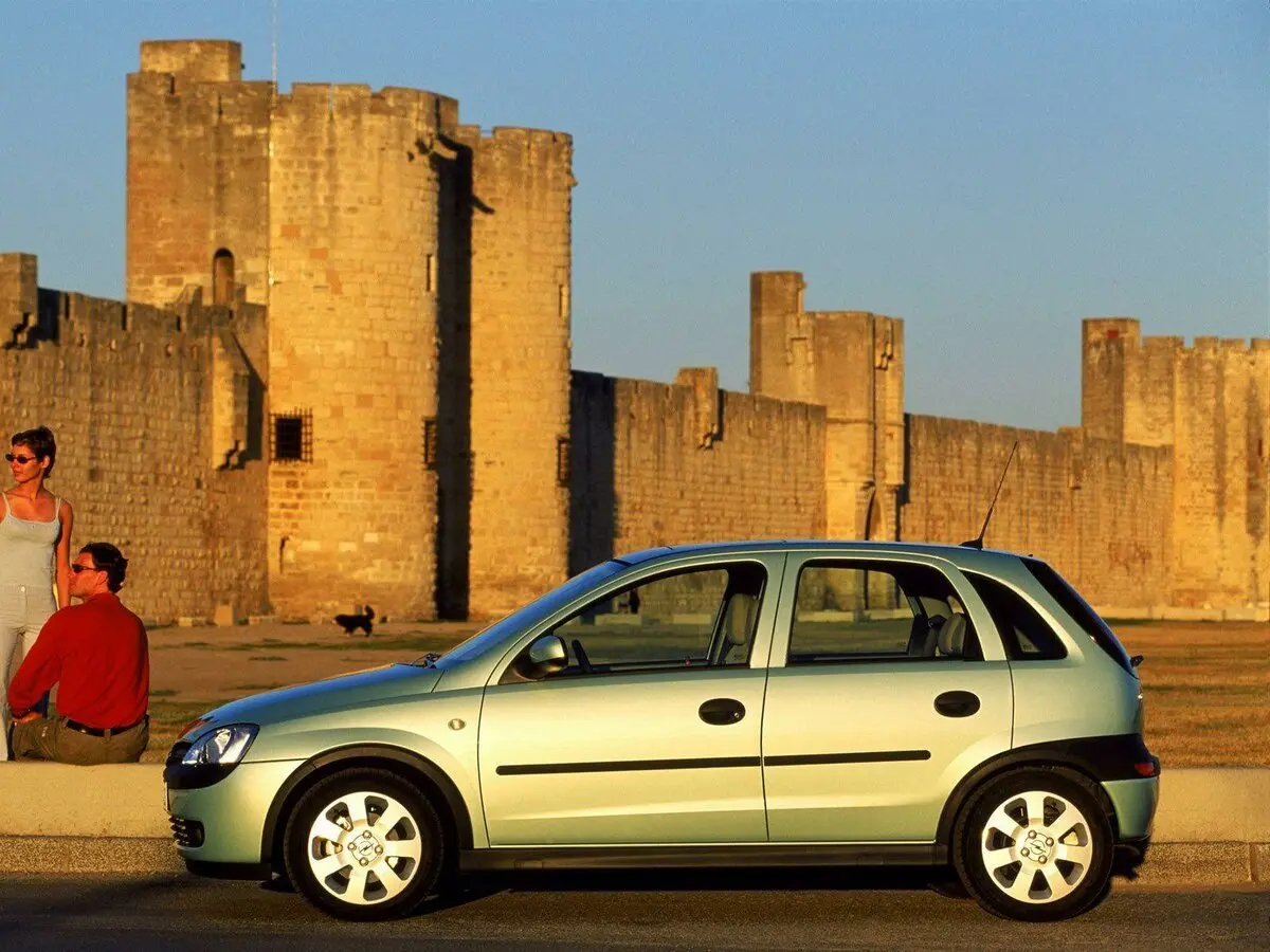 Opel Corsa C Хэтчбек 5 дв. — сүрөт 2
