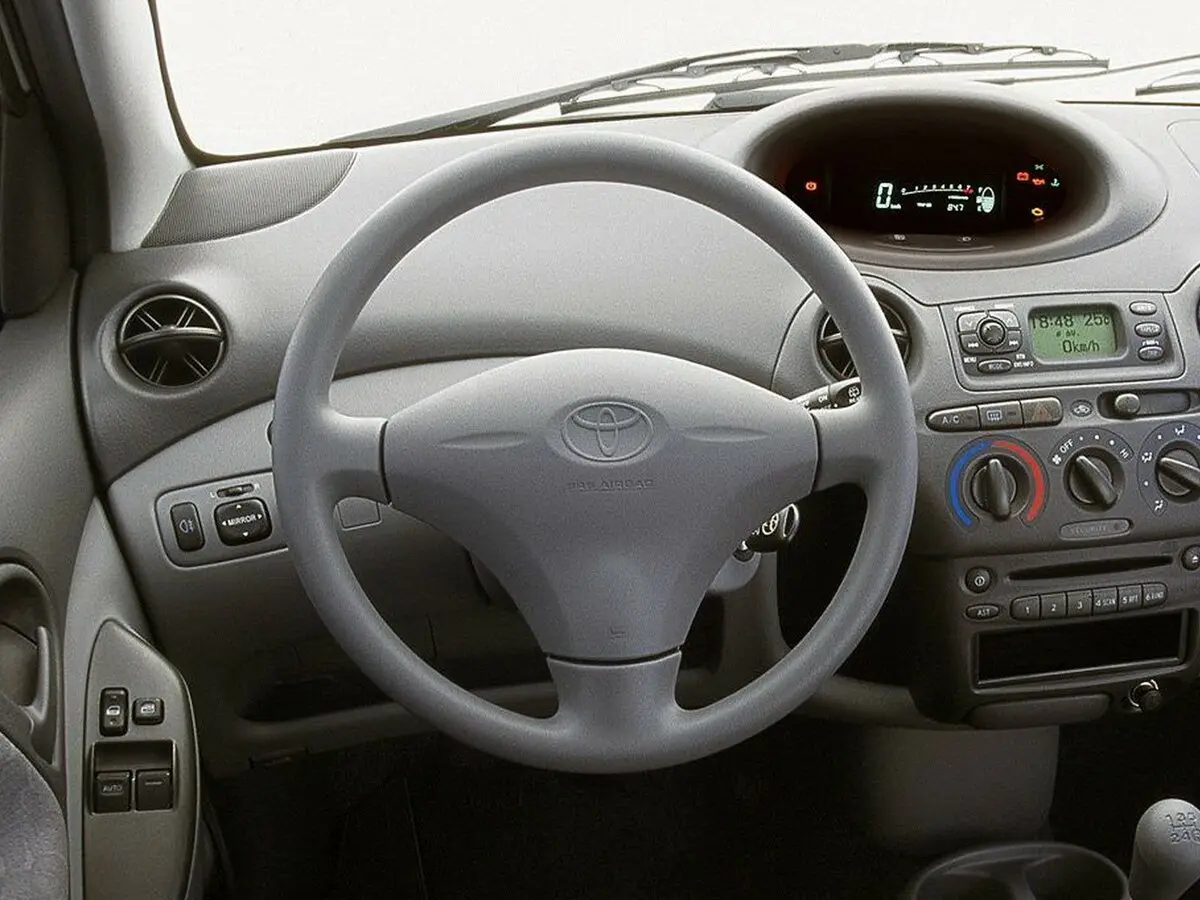 Toyota Yaris I Хэтчбек 5 дв. — сүрөт 7