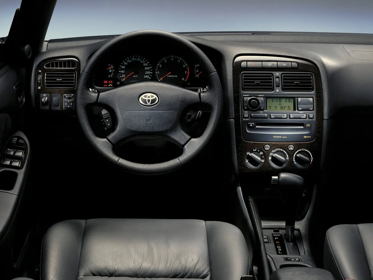 Toyota Avensis I Седан — сүрөт 6