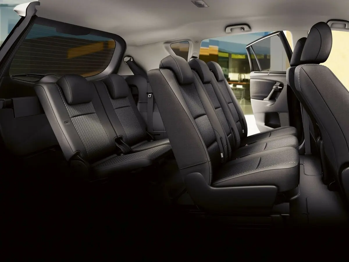 Toyota Verso I Компактвэн — фото 11
