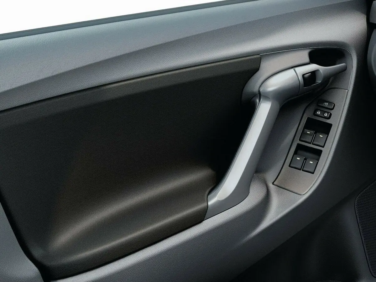 Toyota Verso I Компактвэн — фото 12
