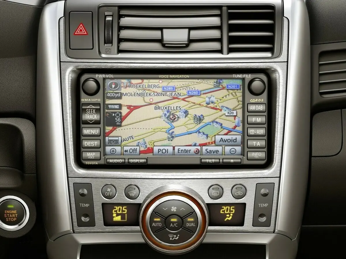 Toyota Verso I Компактвэн — фото 19