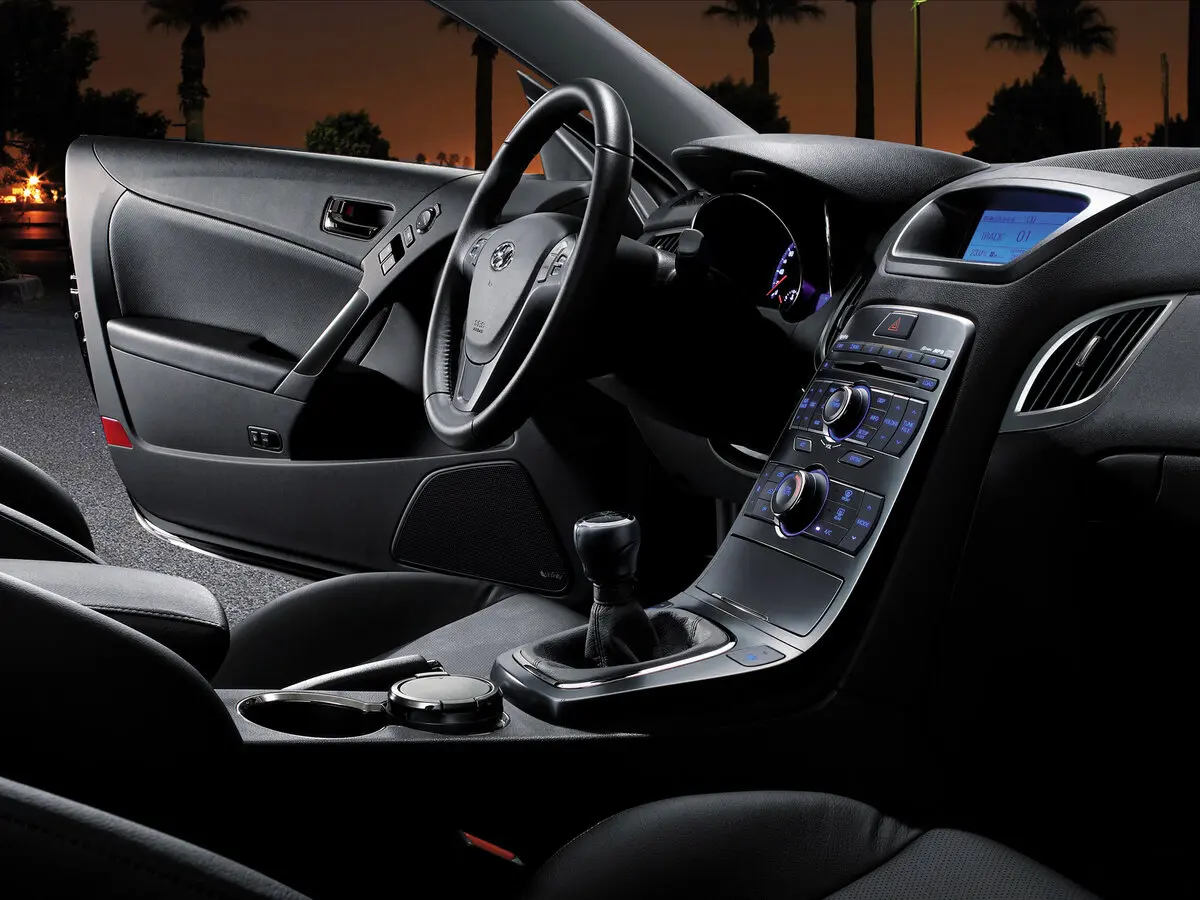 Hyundai Genesis Coupe I Купе — сүрөт 6