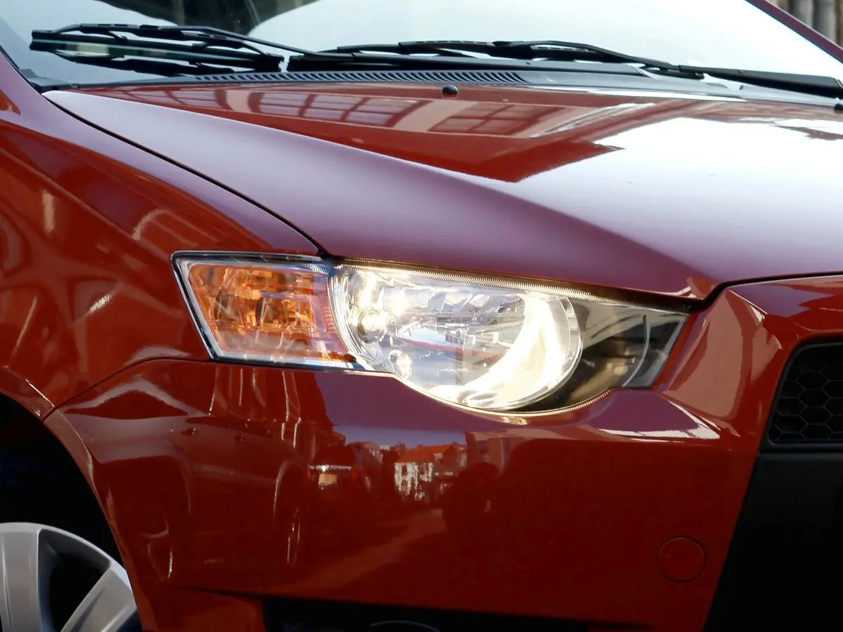 Mitsubishi Colt VI (Z30) Рестайлинг Хэтчбек 3 дв. — сүрөт 11