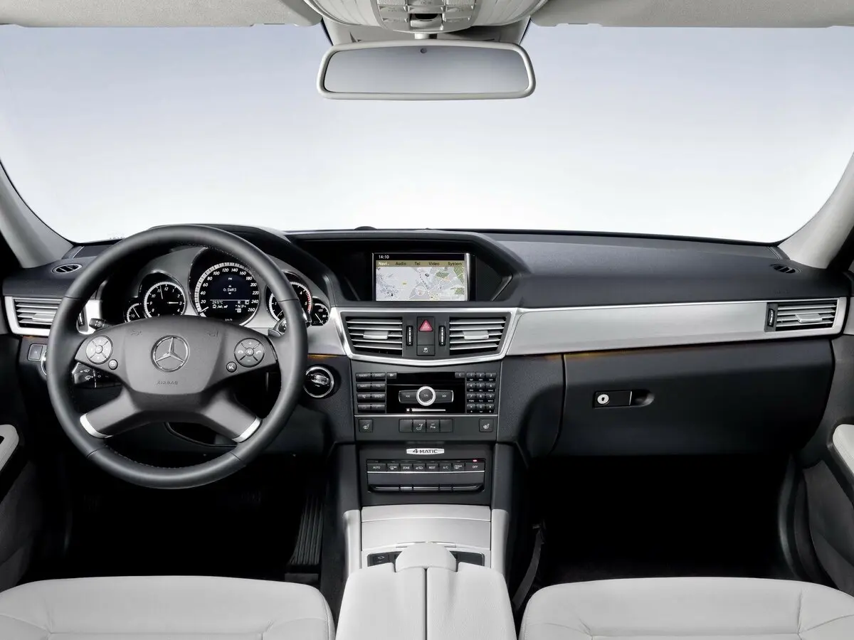 Mercedes-Benz E-Класс IV (W212, S212, C207) Универсал 5 дв. — фото 6