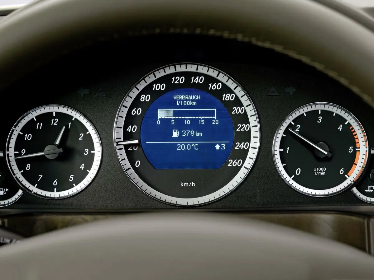 Mercedes-Benz E-Класс IV (W212, S212, C207) Универсал 5 дв. — фото 9
