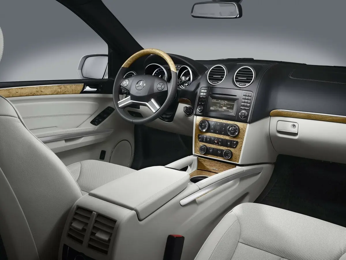 Mercedes-Benz GL-Класс I (X164) Рестайлинг Внедорожник 5 дв. — сүрөт 7