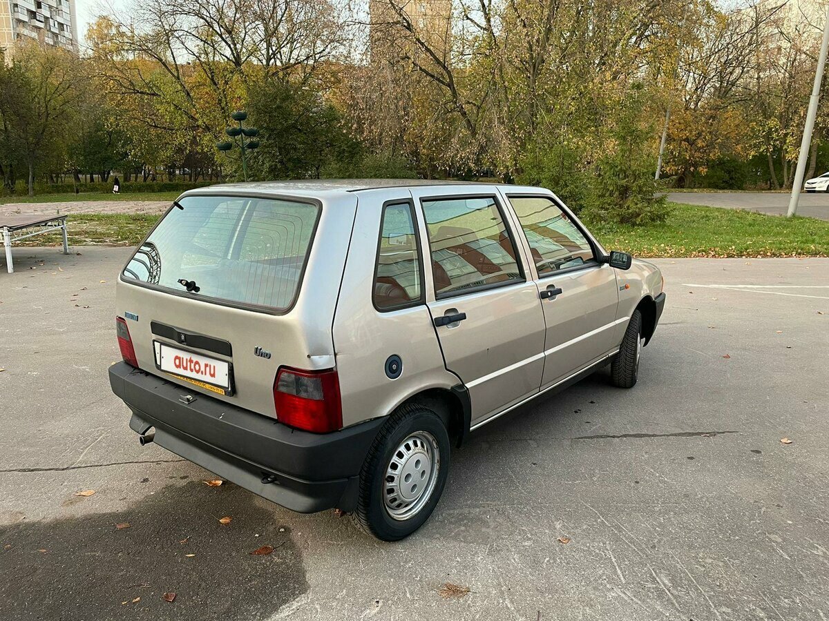 Fiat Uno I Хэтчбек 5 дв. — фото 6