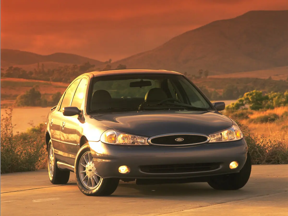 Ford Contour I Рестайлинг Седан — сүрөт 3