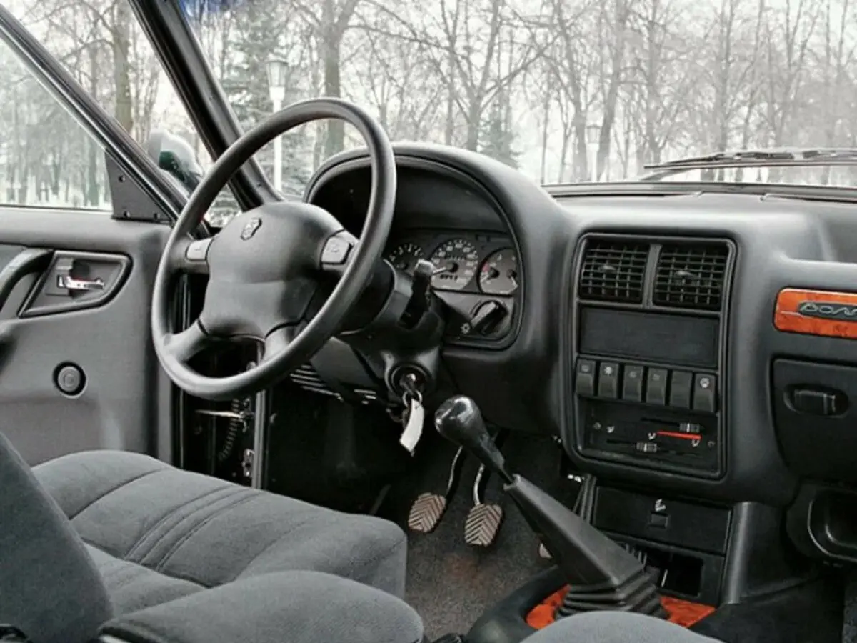ГАЗ 3110 «Волга» 1997 – 2008 Седан — сүрөт 7