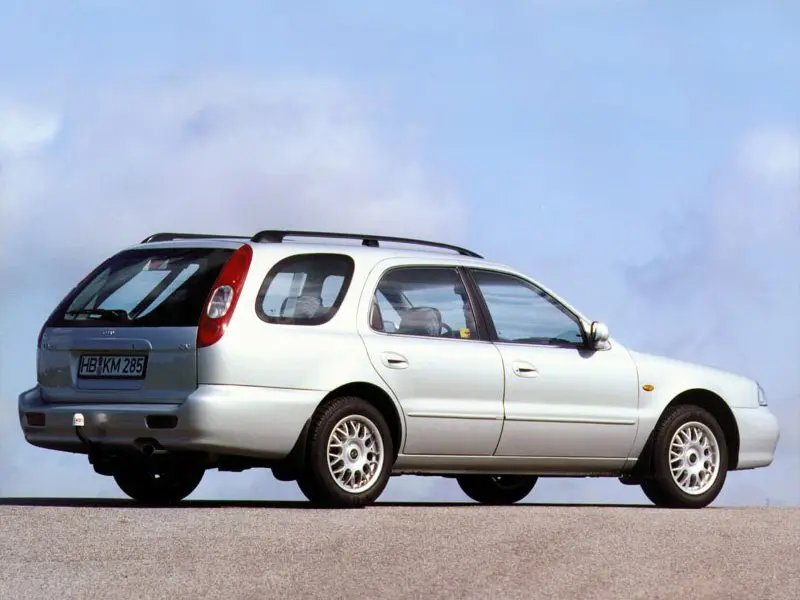 Kia Clarus II Универсал 5 дв. — photo 2