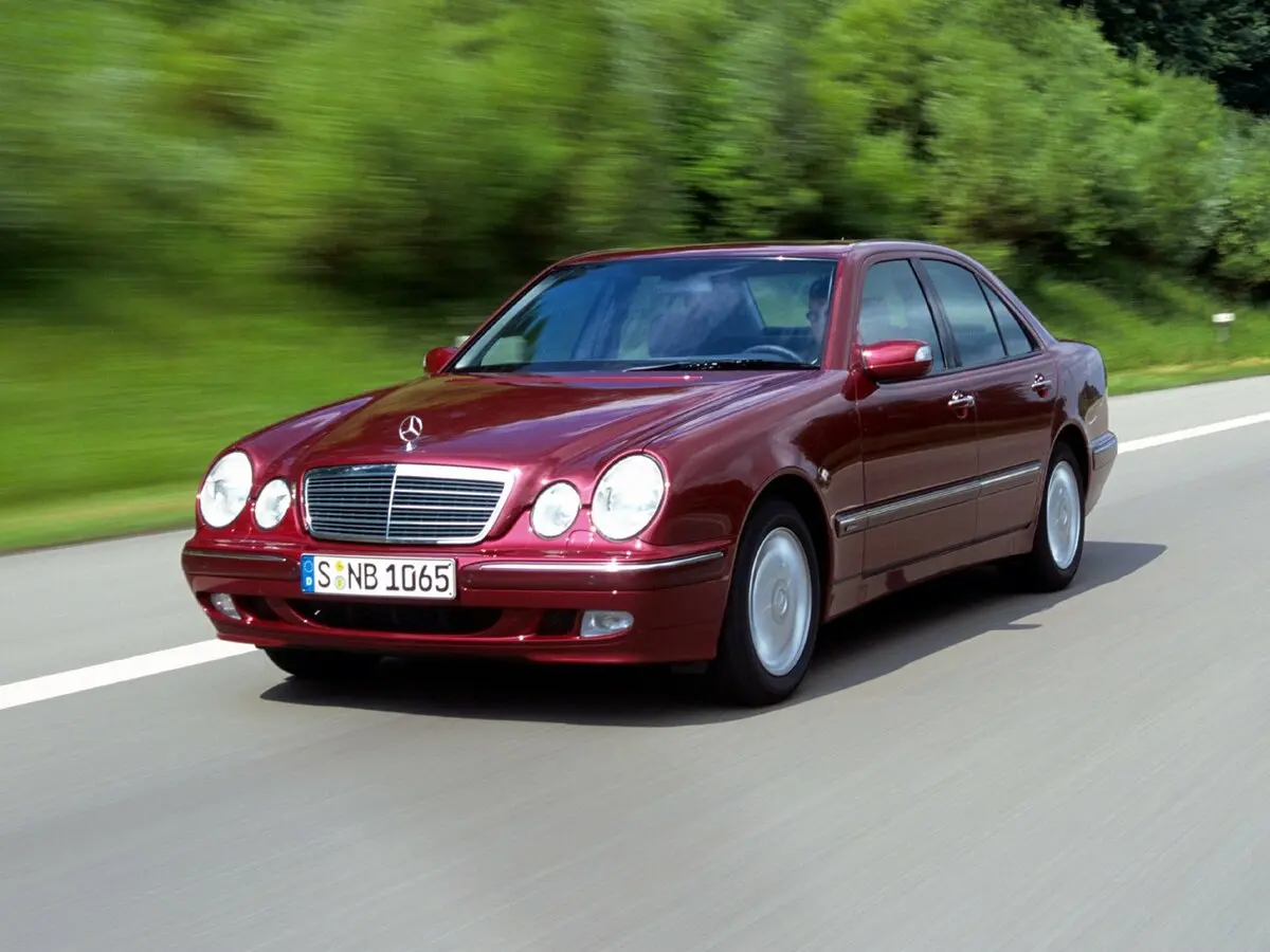Mercedes-Benz E-Класс II (W210, S210) Рестайлинг Седан