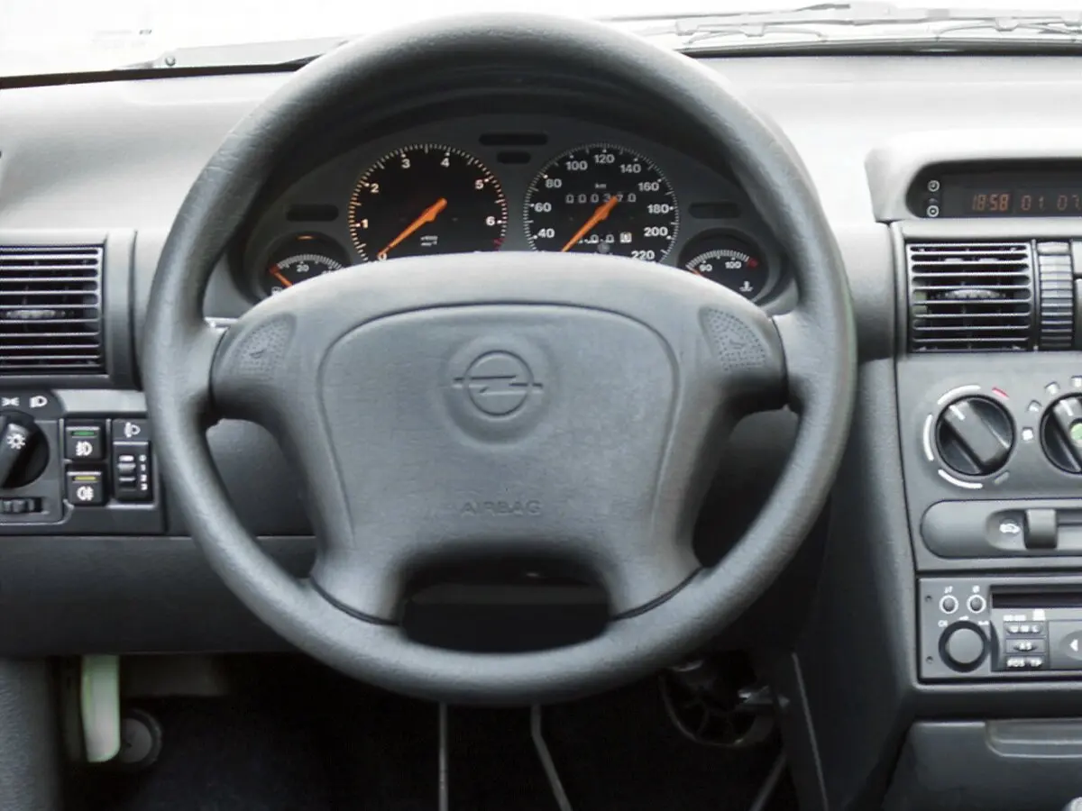 Opel Tigra A Купе — сүрөт 8