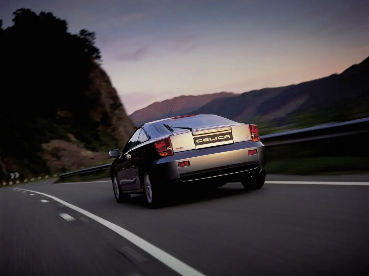 Toyota Celica VII (T230) Лифтбек — фото 4