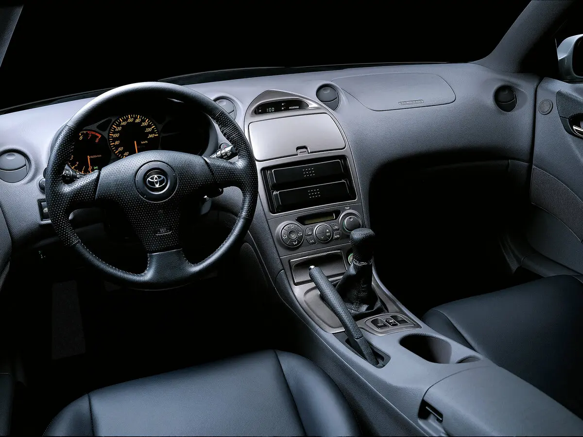 Toyota Celica VII (T230) Лифтбек — фото 6