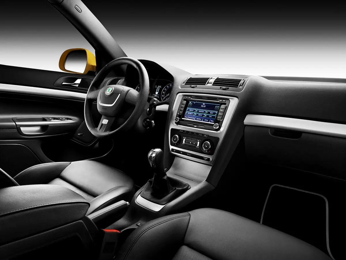 Skoda Octavia RS II Рестайлинг Лифтбек — сүрөт 7