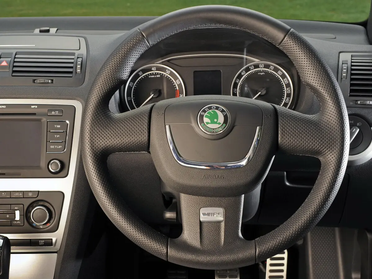 Skoda Octavia RS II Рестайлинг Лифтбек — сүрөт 8