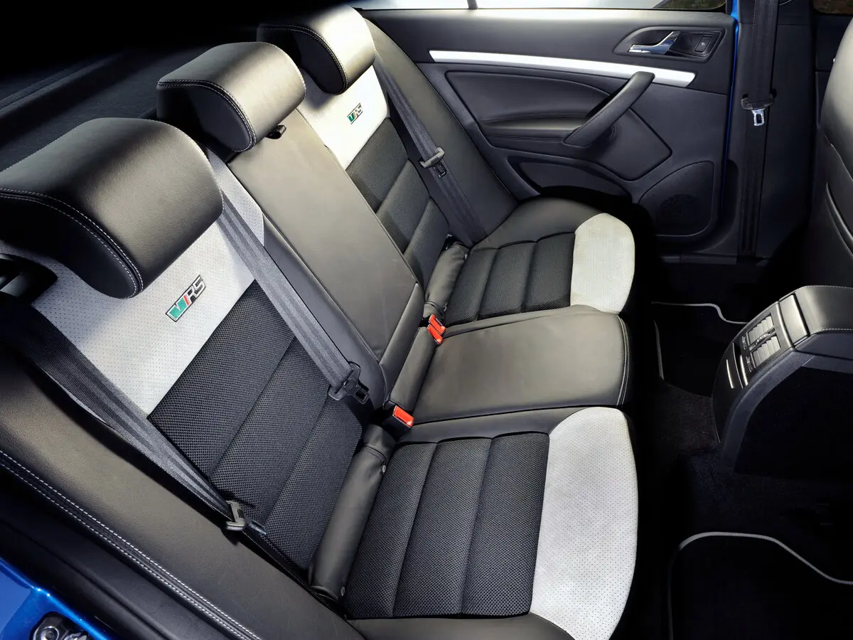 Skoda Octavia RS II Рестайлинг Лифтбек — сүрөт 9
