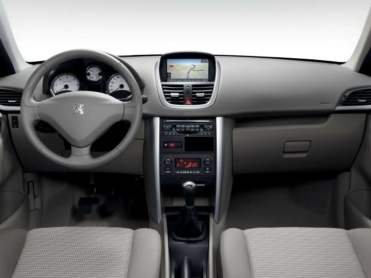 Peugeot 207 I Рестайлинг Хэтчбек 5 дв. — photo 6