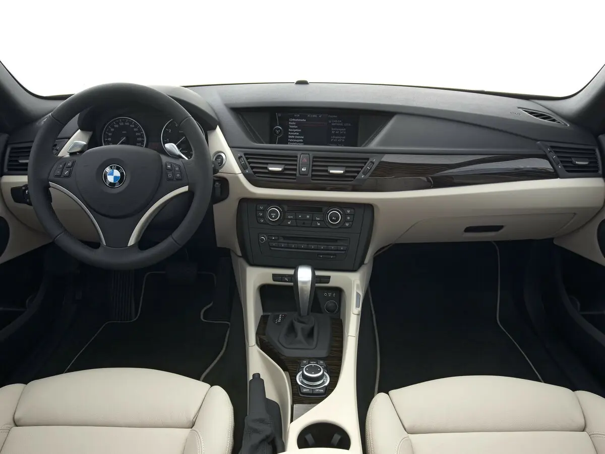 BMW X1 I (E84) Внедорожник 5 дв. — сүрөт 6