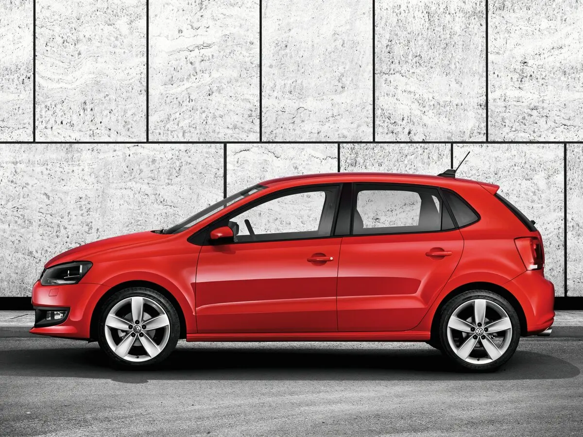 Volkswagen Polo V Хэтчбек 5 дв. — фото 2