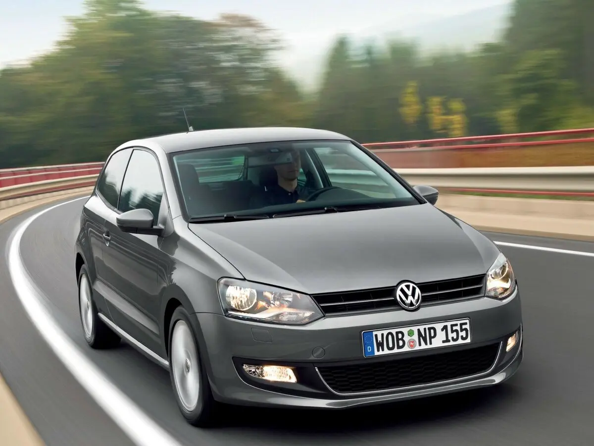 Volkswagen Polo V Хэтчбек 3 дв. — фото 3