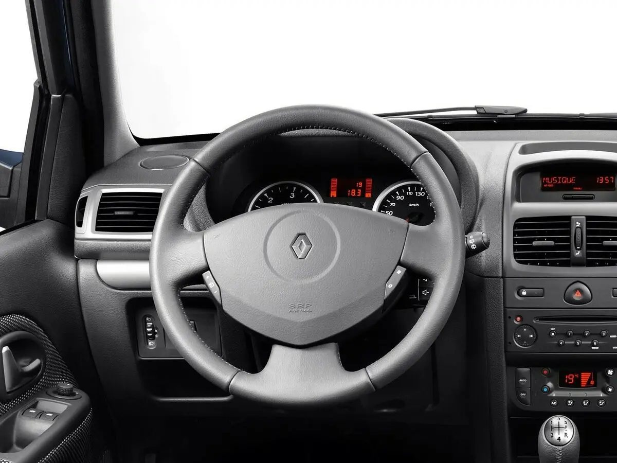Renault Clio III Рестайлинг Хэтчбек 5 дв. — сүрөт 8
