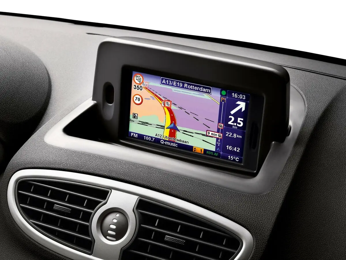Renault Clio III Рестайлинг Хэтчбек 5 дв. — сүрөт 11