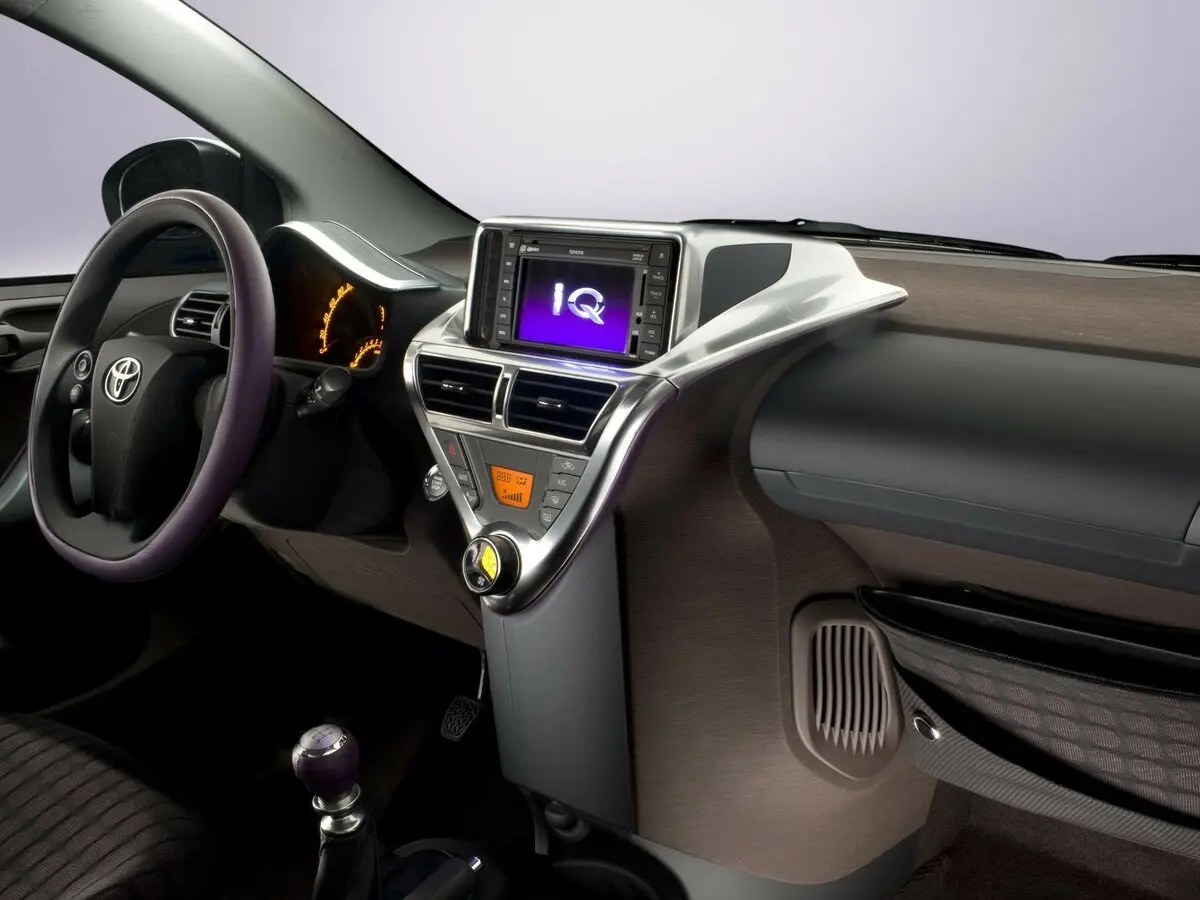 Toyota iQ 2008 – 2015 Хэтчбек 3 дв. — сүрөт 7