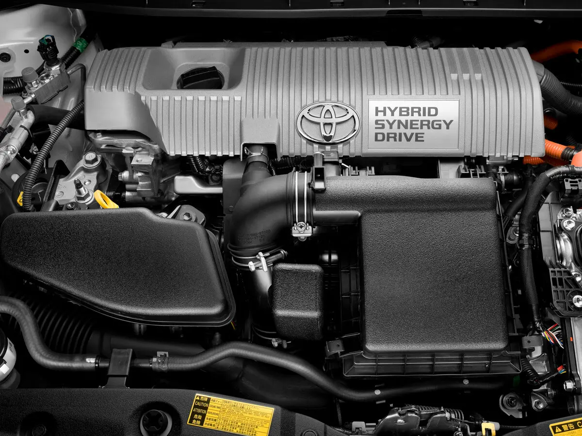 Toyota Prius III (XW30) Лифтбек — фото 18
