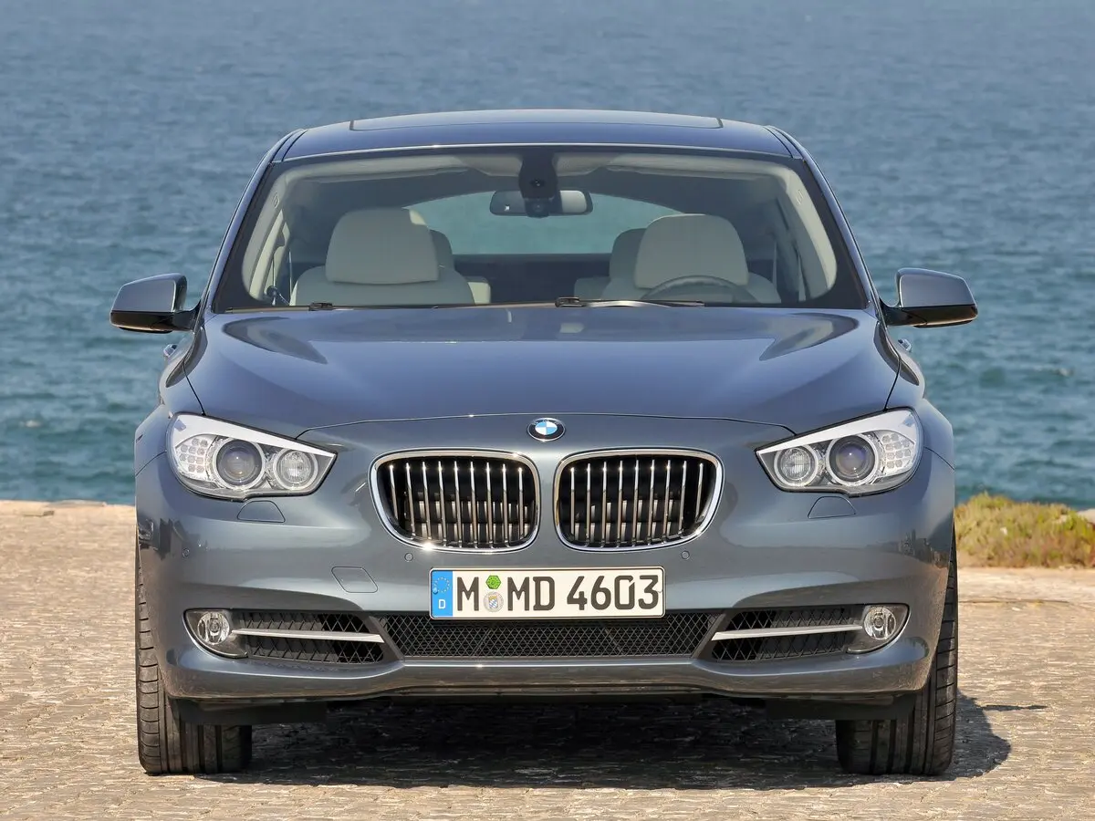 BMW 5 серии VI (F10/F11/F07) Лифтбек Gran Turismo — фото 3