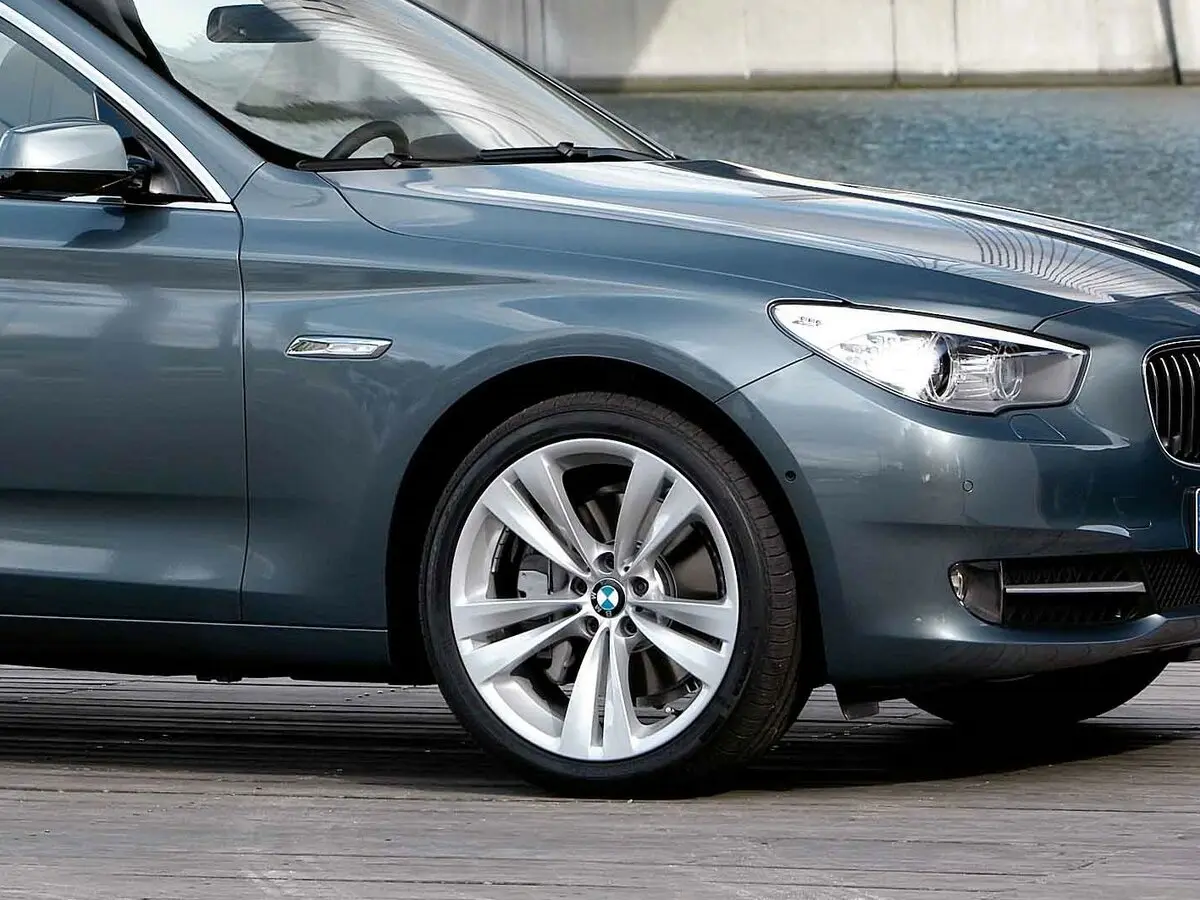 BMW 5 серии VI (F10/F11/F07) Лифтбек Gran Turismo — фото 21