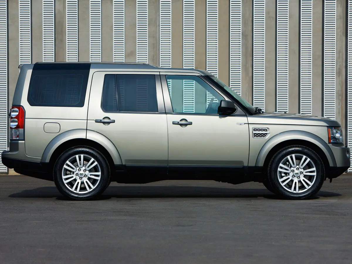 Land Rover Discovery IV Внедорожник 5 дв. — фото 2