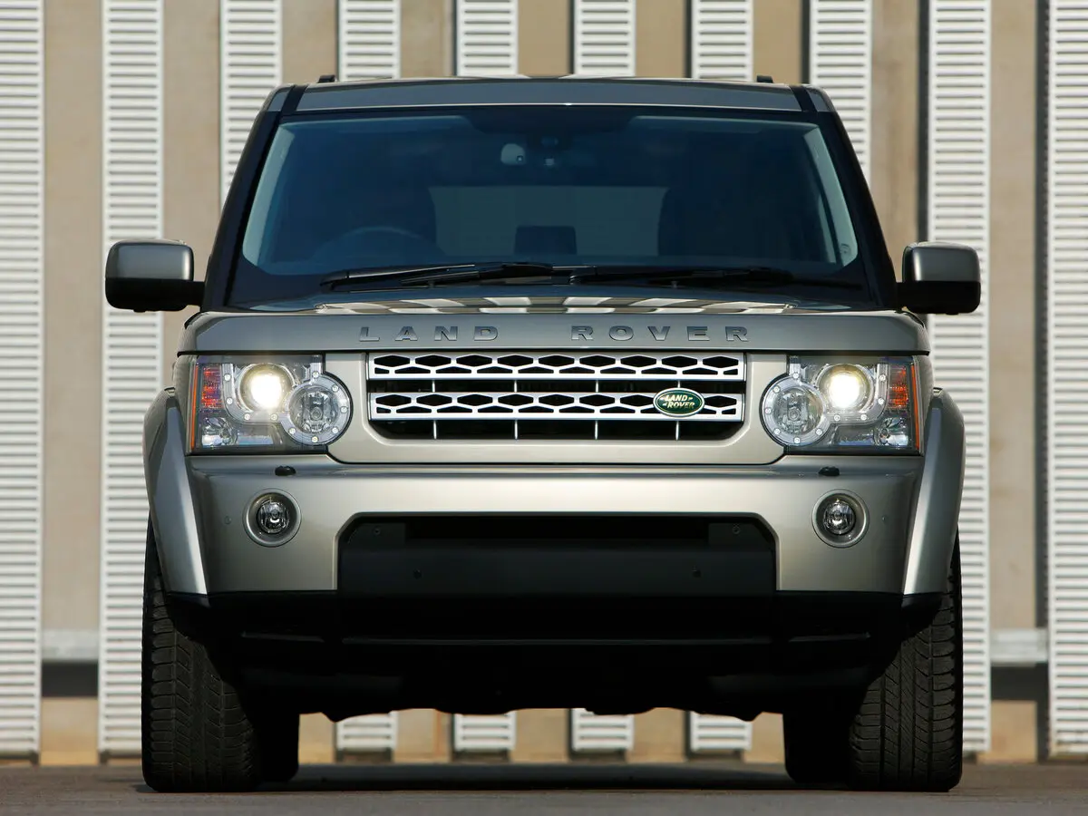 Land Rover Discovery IV Внедорожник 5 дв. — фото 3