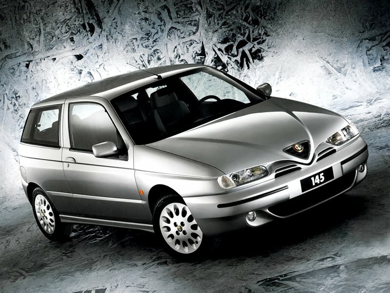Alfa Romeo 145 I Рестайлинг Хэтчбек 3 дв. — фото 2