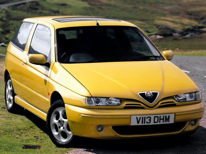 Alfa Romeo 145 I Рестайлинг Хэтчбек 3 дв. — фото 4