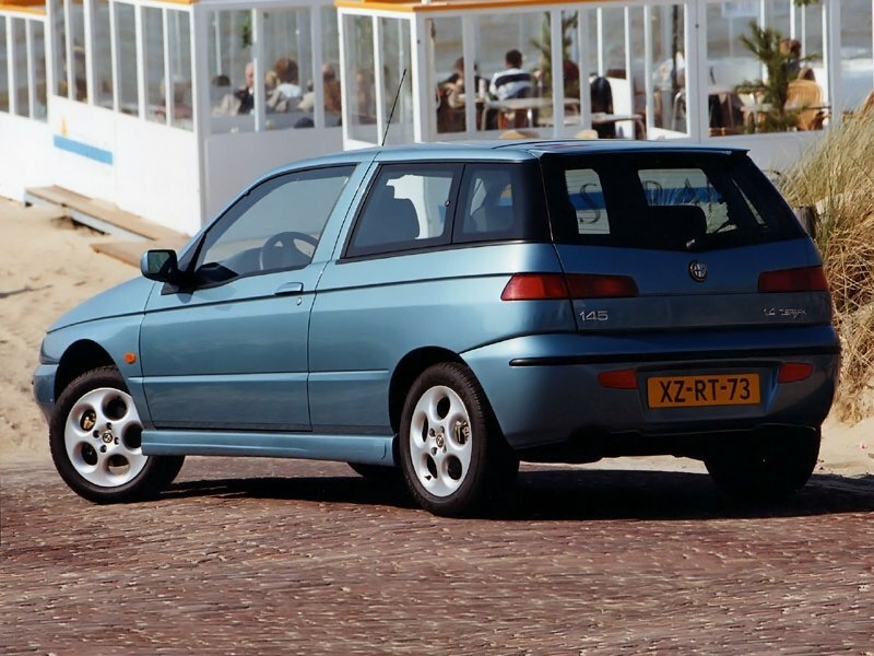 Alfa Romeo 145 I Рестайлинг Хэтчбек 3 дв.