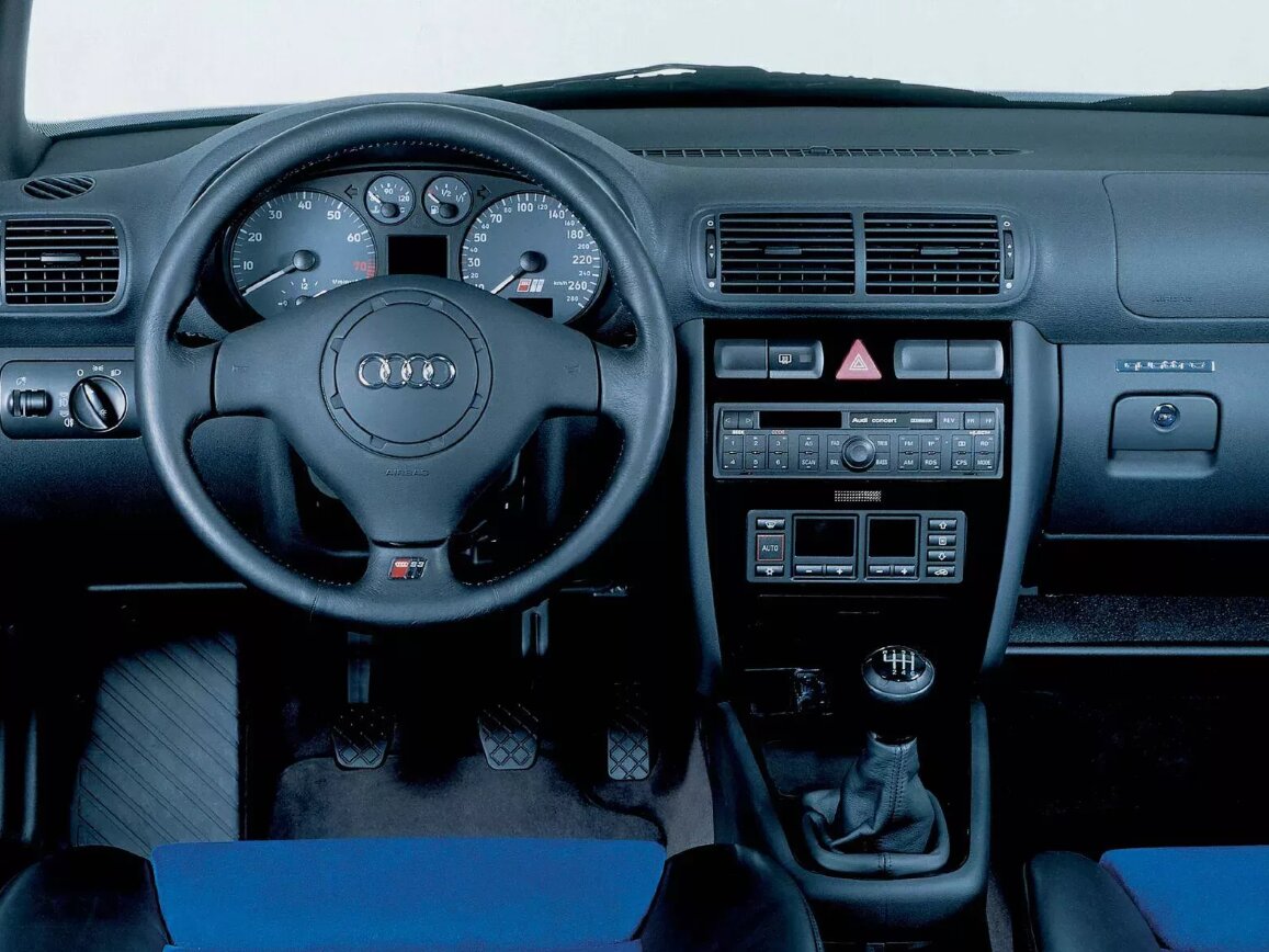 Audi S3 I (8L) Хэтчбек 3 дв.
