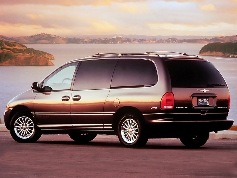 Chrysler Voyager III Минивэн — фото 3