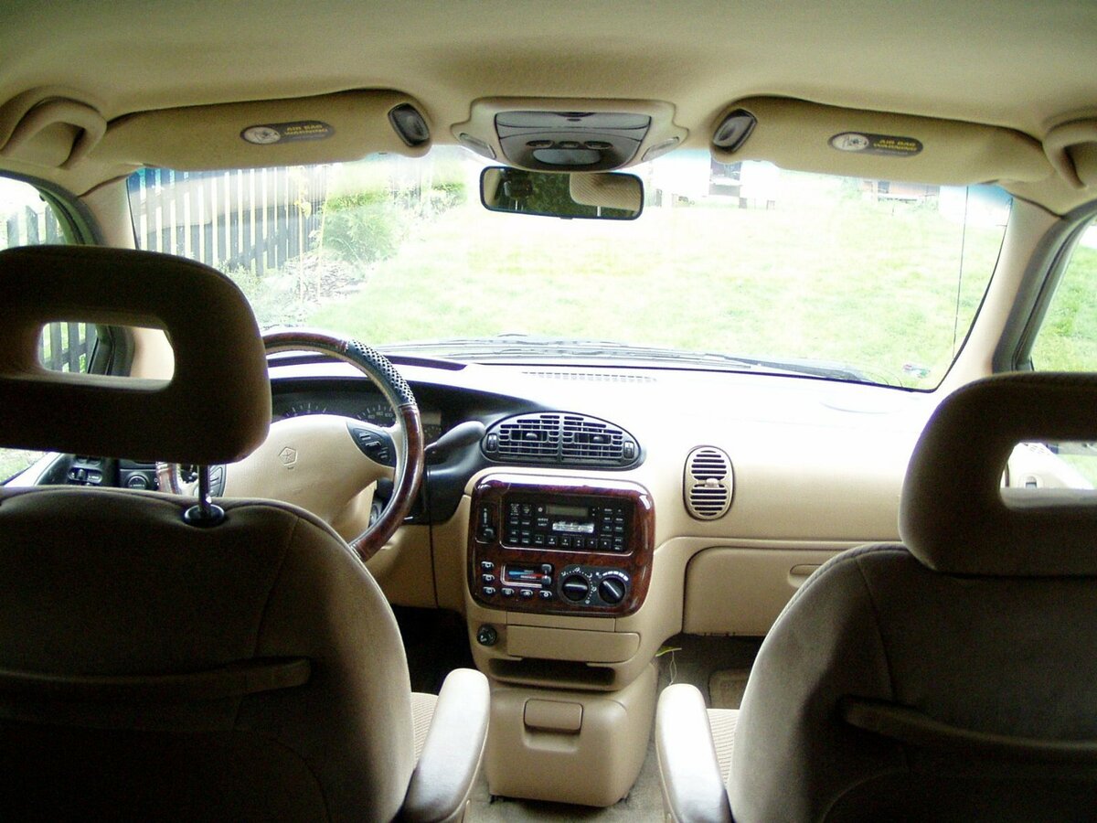 Chrysler Voyager III Минивэн — фото 4