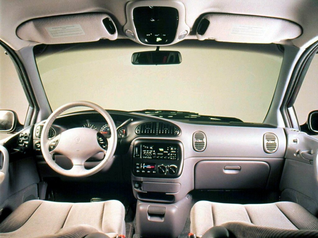 Dodge Caravan III Минивэн — фото 4