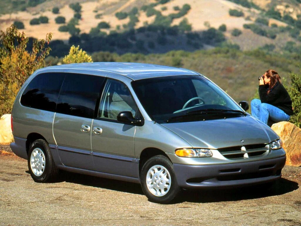 Dodge Caravan III Минивэн Grand — фото 2