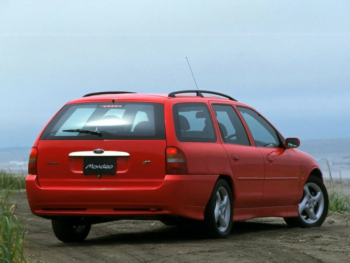 Ford Mondeo II Универсал 5 дв. — фото 5