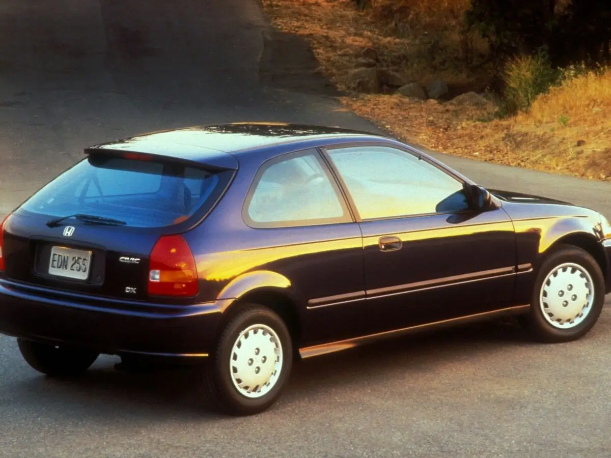 Honda Civic VI Хэтчбек 3 дв. — фото 3